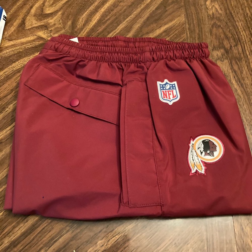 Redskins Pants Size mens small (new)